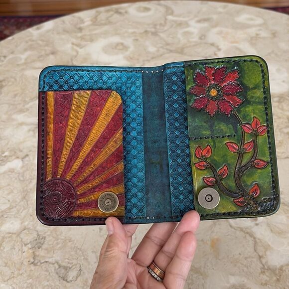 Handcrafted Leather Heavily Tooled & Painted Wallet - Picture 3 of 5
